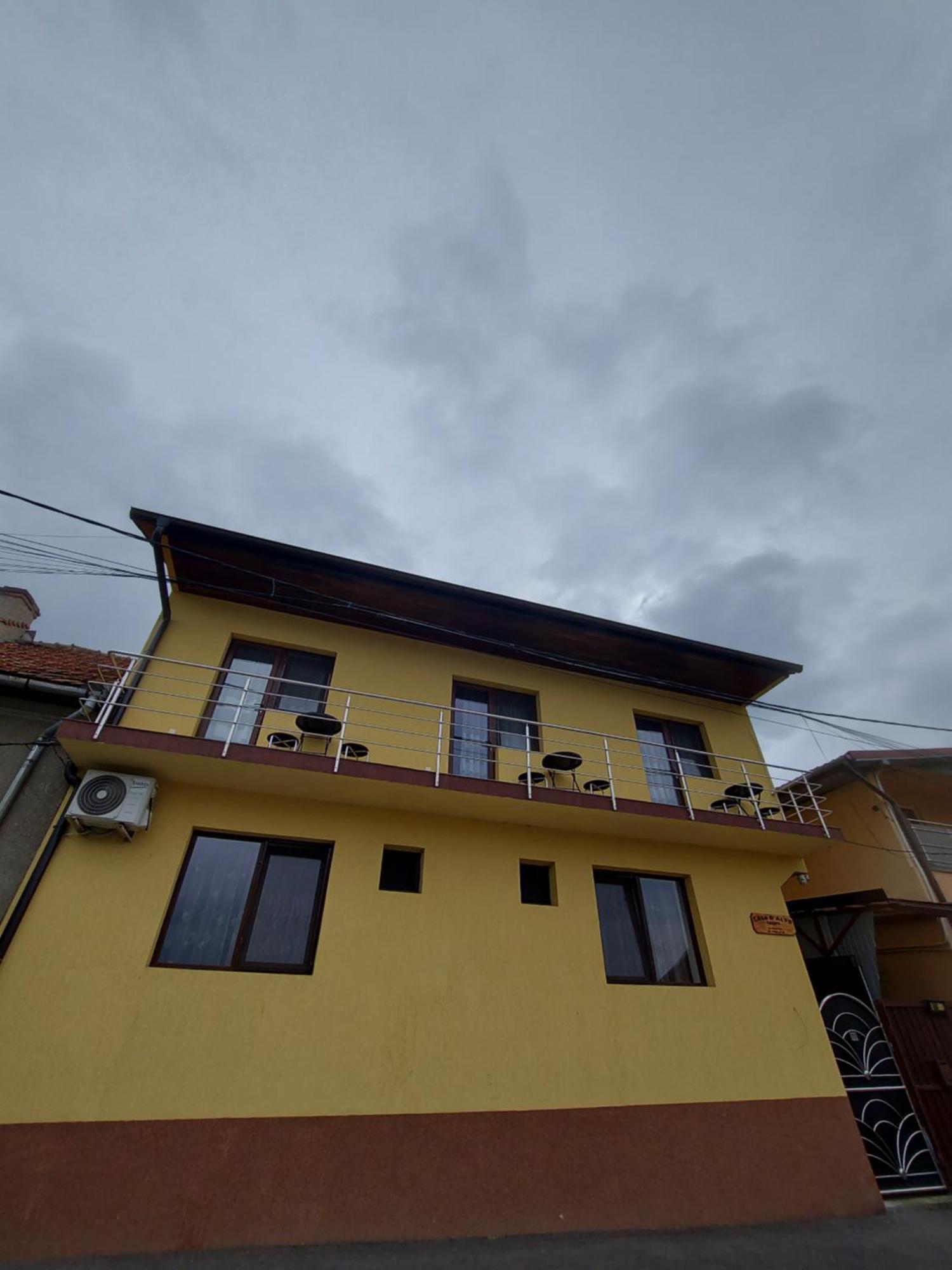 Hotel Casa Dalys Orşova Exterior foto