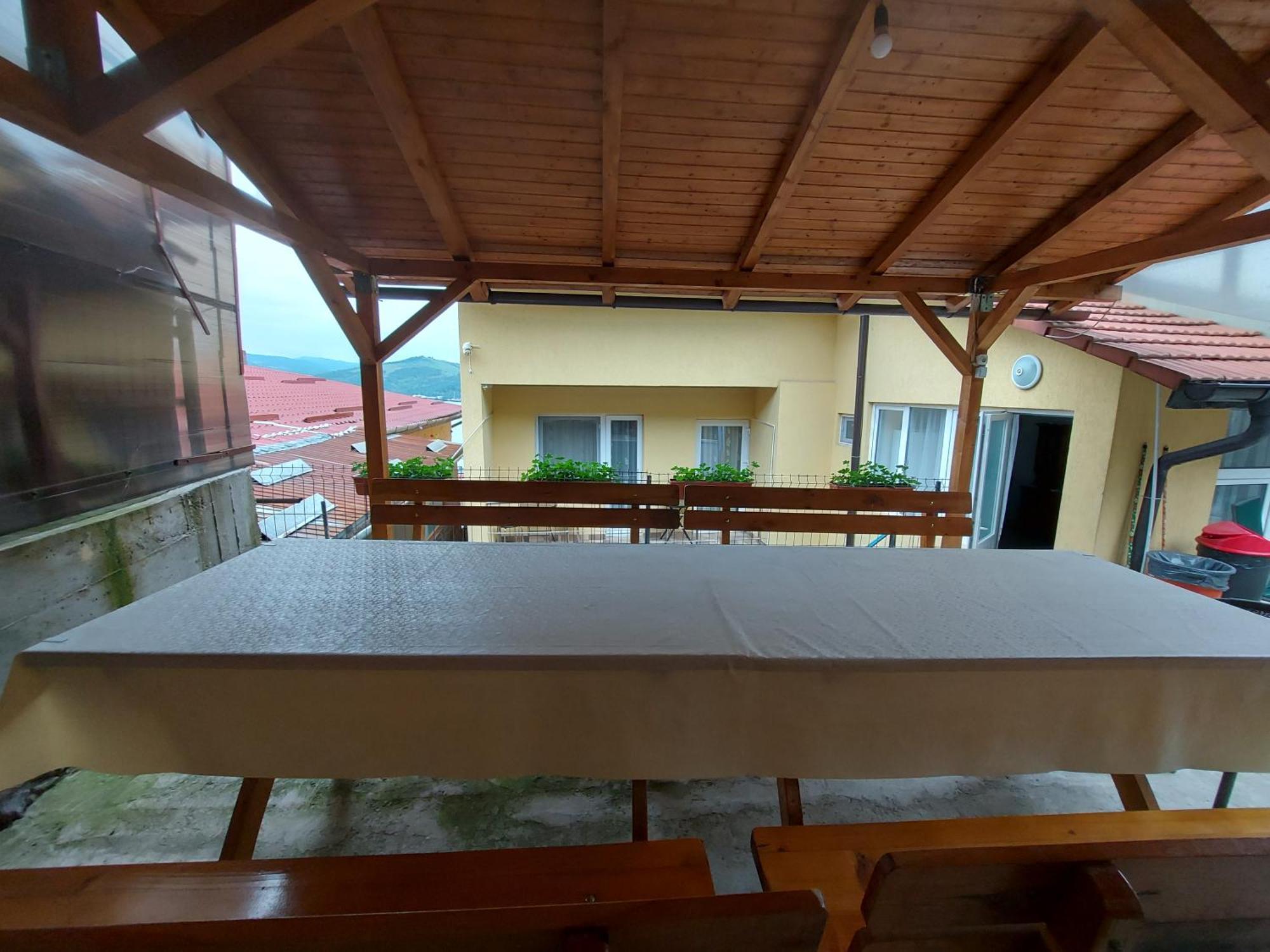 Hotel Casa Dalys Orşova Exterior foto